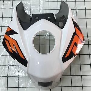 KTM DUKE125 200 390 タンクカバー　90108049000