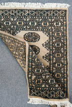 パキスタン手織り絨毯 size:88x62cm ボハラデザイン_画像6