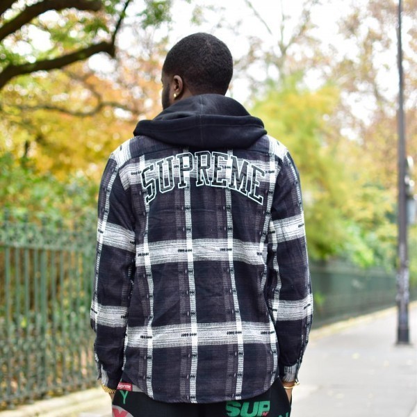 短納期対応 新品未使用正規品supreme フードネルシャツ フード付き