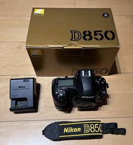 【並品】 ニコン Nikon D850 ボディ（おまけ：カーク(Kirk)アルカスイスブラケット付き）