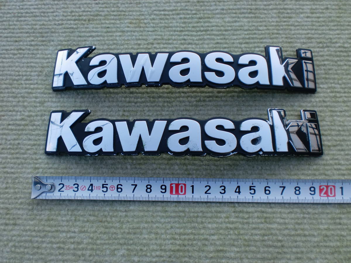 安全Shopping 新品 カワサキ 350SS S2 S2A サイドカバー エンブレム 2