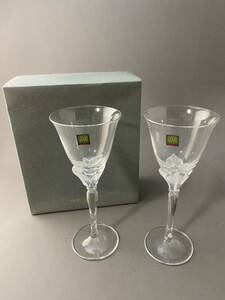 HOYA wine glass pair 