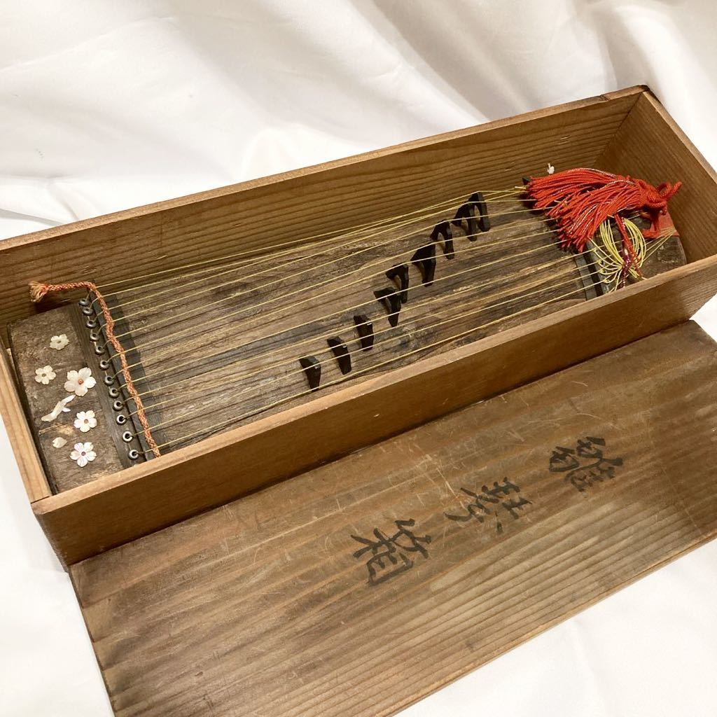 ヤフオク! - 筝、琴(和楽器 楽器、器材)の中古品・新品・未使用品一覧