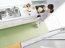 【日本製 撥水 消臭 洗える】サンコー キッチンマット ずれない 台所マット ロング 90×270cm グリーン おくだけ吸着_画像4