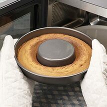 トラモンティーナ ケーキ型 (エンゼルケーキ型) ブラジル 24cm アルミ製 ノンスティック(フッ素コート) 軽量 くっつかない ブラジル製_画像4