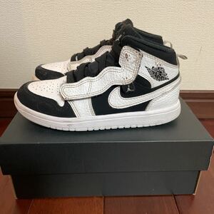 ★即決★ NIKE JORDAN 1 MID ALT（ PS）18cm