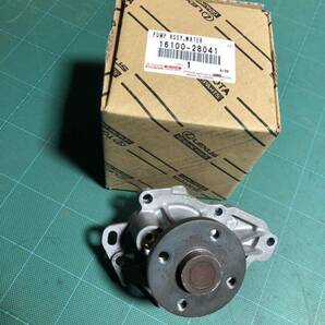 TOYOTAアルファードハイブリッドATH20W 純正ウォーターポンプ中古品16100-28041