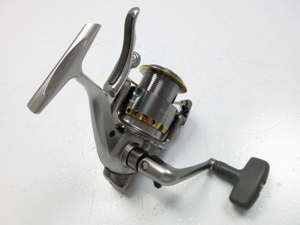 ダイワ トーナメント ISO Z 2500 LBDの値段と価格推移は?|32件の売買