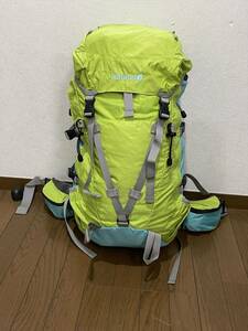 K2211-002　Lafuma LFS0440 ALPENROSE 30(ラフマ アルペンローズ) ライム 使用回数：2回 超美品 レインカバー付き