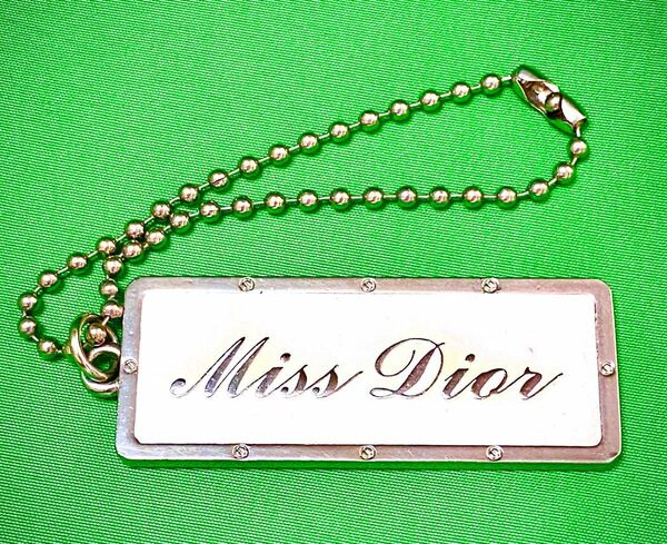 クリスチャンディオール　　キーホルダー　非売品　中古品　Miss Dior Christian Dior チャーム