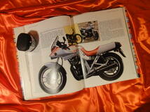 洋書写真集　「FASTEST MOTOR CYCLES」ファステスト モーターサイクル・ハードカバー・127ページ_画像6