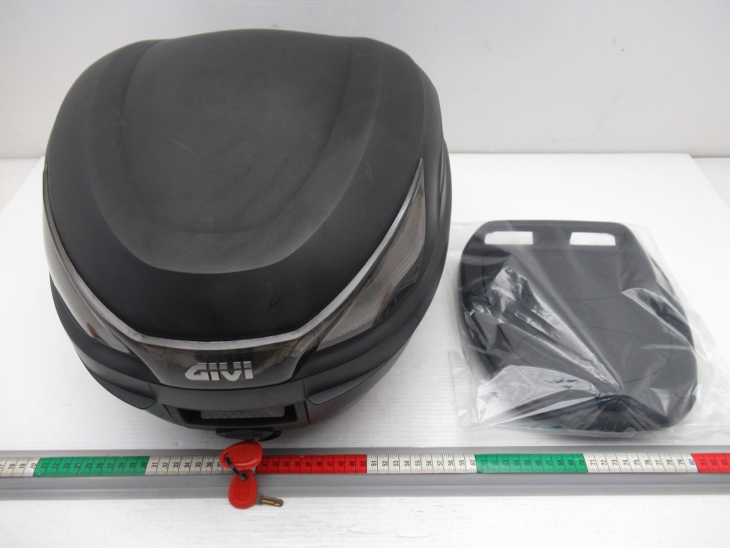 ヤフオク! -「givi b27n」の落札相場・落札価格