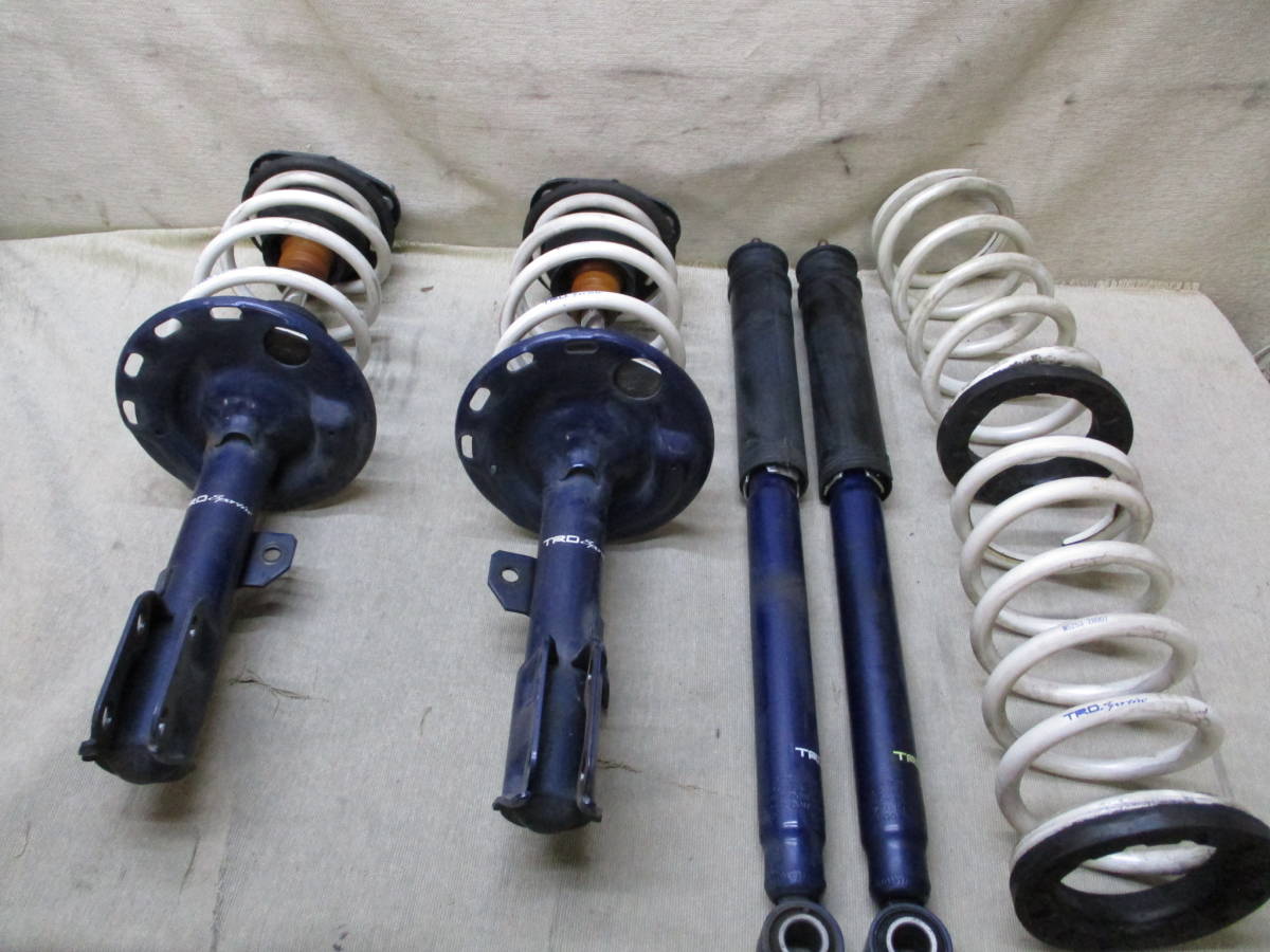 TRDショックアブソーバー ノア 80 ヴォクシー 80 eva.gov.co