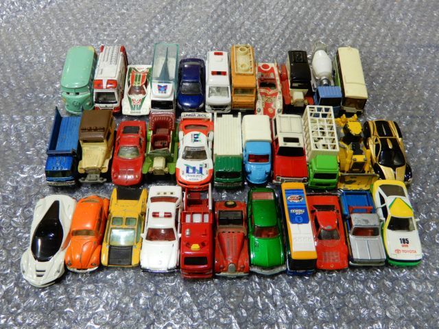 限定販売】 トミカ ミニカーまとめ売り バス 救急車 売り切り価格 ...