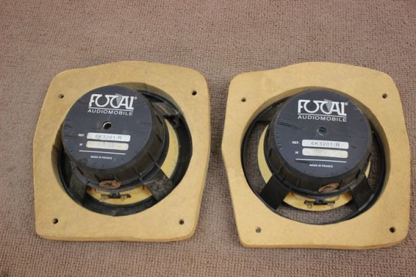 価格 □USA Audio□フォーカル FOCAL 16.5cm 3Way Chorus726V ペア
