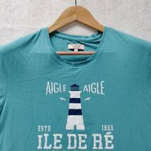 AIGLE エーグル ロゴ プリント Tシャツ カットソー トップス 半袖 クルーネック ショート丈 カジュアル ブルーグリーン サイズL SN19_画像4