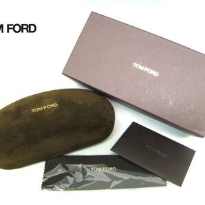 市場に出回りはほとんどなし!!人気アイテム☆TOMFORDサングラスケースセット