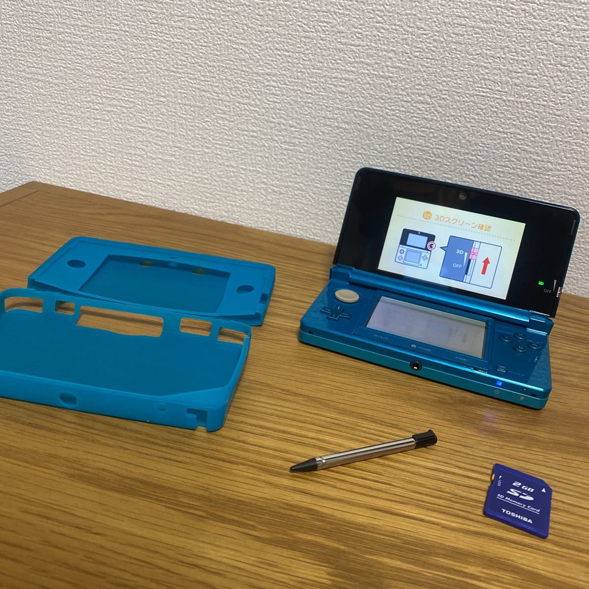 ☆極美品☆ニンテンドー3DS アクアブルー-