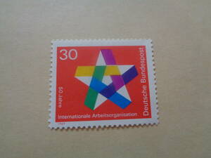 ドイツ切手　1969年　国際労働機関(ILO)50年 五大陸色の星　30