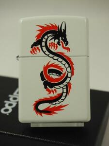 2015年製 Zippo Dragon ドラゴン 竜 白 ホワイトマット 214#MP319新品 龍