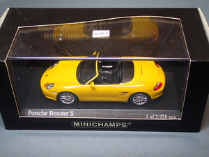 MINICHAMPS　1/43　Porsche　Boxster　S　黄色　ポルシェ　ボクスターS　　400　062072