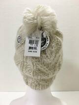 VOLCOM GIRL'S ボルコム K5851900BNE③ レディース ビーニー LeafBeanie ニット帽 ポンポン付き 白色 帽子 ヴォルコム 新品 即決 送料無料_画像4