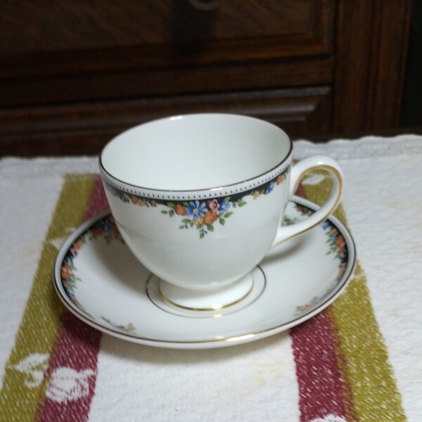 WEDGWOOD カップ&ソーサー