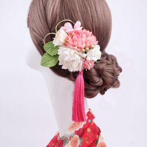 新品●ピンク　和風髪飾り　着物用　造花　タッセル　ヘアクリップ　ヘアアクセサリー　水引き　房　コサージュ 和装 浴衣 振袖 袴