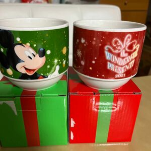ディズニーストア　ミッキーマウス　クリスマスキャンペーン　オリジナル　マルチカップ　2つセット マグカップ