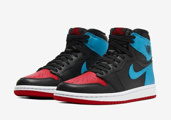 【3/18まで限定値下げ】NIKE WMNS Air Jordan 1 High OG UNC to Chicago