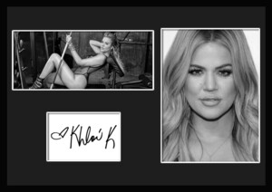 10種類!Khloe Kardashian/クロエ・カーダシアン/セレブ/番組/サインプリント&証明書付きフレーム/BW/モノクロ/ディスプレイ(2-3W