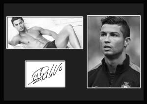 10種類!Cristiano Ronaldo/クリスティアーノ・ロナウド/サインプリント&証明書付きフレーム/BW/モノクロ/ディスプレイ (7-3W)