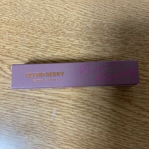 BLEND BERRY ブレンドベリー プリズムシャイングリッター 003 トゥインクルチェリー アイシャドウ アイカラー