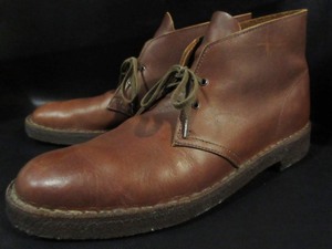 クラークス Clarks レザー チャッカブーツ デザートブーツ