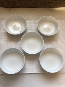 １８７３　有田焼　西峰作　白い小鉢　小皿　５枚　長期保管品　中古品