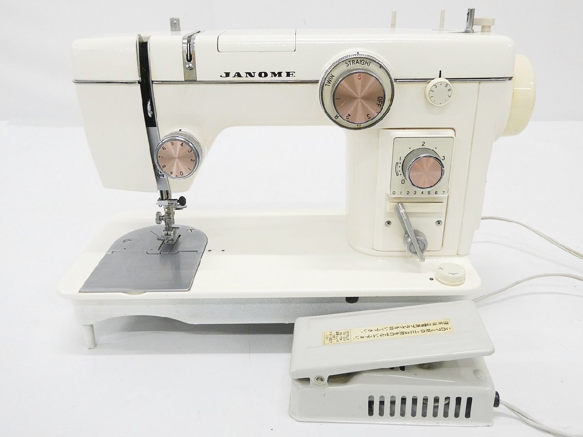 ● JANOME ジャノメ ミシン MODEL 802 フットペダル付き 裁縫 手芸 レトロ