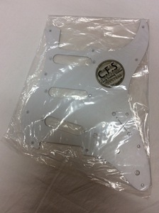 u35974 ◆ メーカー不明 ピックガード ST用 中古 札幌 ギターパーツアクセサリー