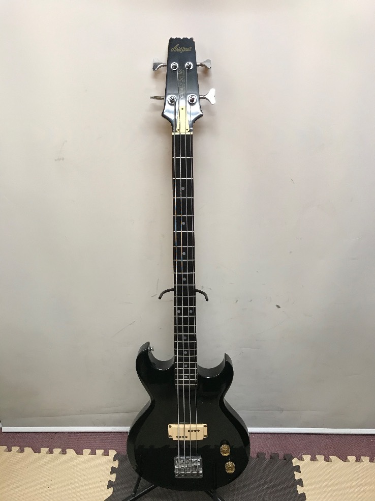 注目の福袋! aria ベース レッド ケースおまけ付き model csb-450