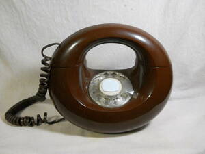 * retro Western electric company telephone machine doughnuts phone junk . interior objet d'art *
