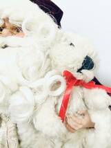 ぬいぐるみを持ちプレゼントを背負ったサンタクロースオブジェ　Christmas　Xmas　サンタクロース置物　サイズ４０cm　サンタクロース人形_画像5
