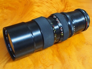 往年の名機 コムラー ズームレンズ 日本製 スーパーコムラー (KOMURA ZOOM 925 ZOOM LENS) レンズ: KOMURA PETRI V2-6 1:4.5 F=90～250mm