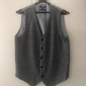 1万円以上で購入!ワンシーズンのみ着用!アレキサンダージュリアン!ベスト!