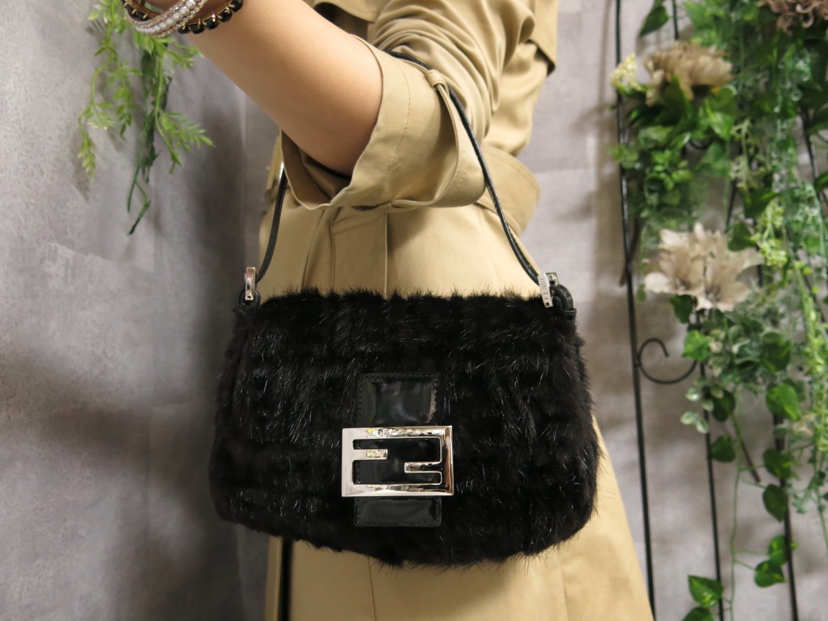 最安値挑戦】 専用 FENDI メンズ バケットパック バックパック