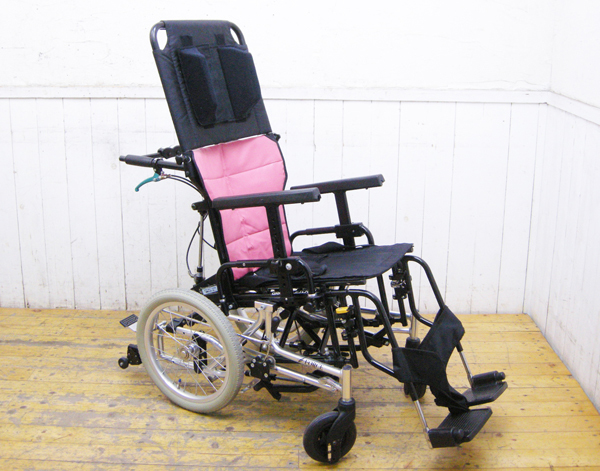 自走式車椅子 リクライニング車椅子　割引相談可 看護/介護用品 その他 コスメ・香水・美容 値頃