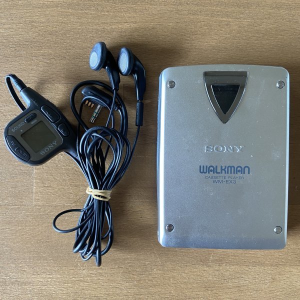 カセットウォークマン SONY WM-EX3、Silver「整備済み、完動超美品