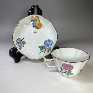 19 century Herend antique cup & saucer small cup butterfly . work of art West antique coffee cup tea cup Victoria 