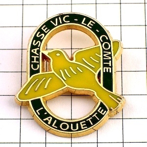  pin badge * yellow hi burr bird * France limitation pin z* rare . Vintage thing pin bachi