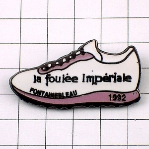  pin badge * running shoes shoes * France limitation pin z* rare . Vintage thing pin bachi