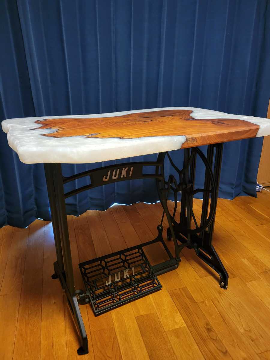 一点物❗️ アンティークミシン台 テーブル 編み目模様 作業台 鉄脚 白