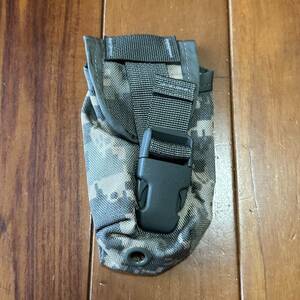 沖縄 米軍実物 MOLLE II FLASH BANG GRENADE POUCH グレネード ポーチ (管理番号CCC25)